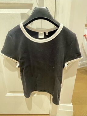 Aritzia Black Tee with White Trim Collar